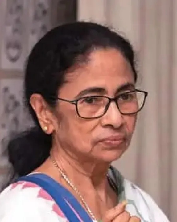 ସାମ୍ପ୍ରଦାୟିକ ଟିପ୍ପଣୀ ପାଇଁ ମମତାଙ୍କ ବିରୋଧରେ ଏତଲା